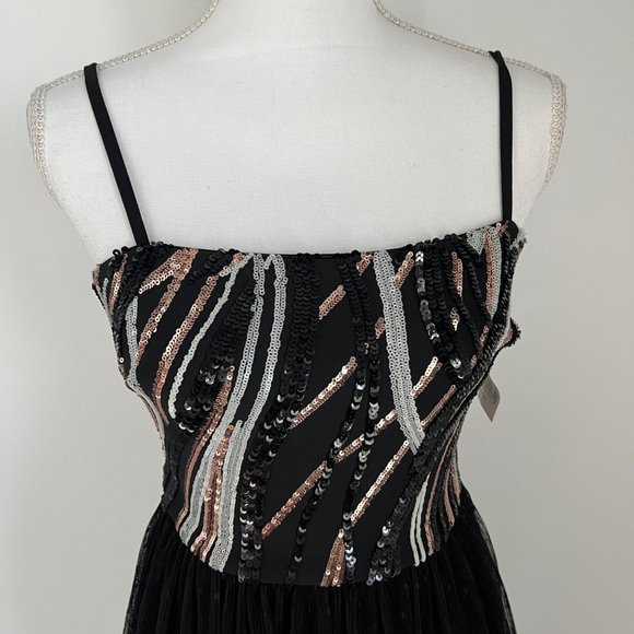 NWT Dress The Population Kady Sequin Block Print Tiered Dress in Black Multi Sml - Picture 5 of 15